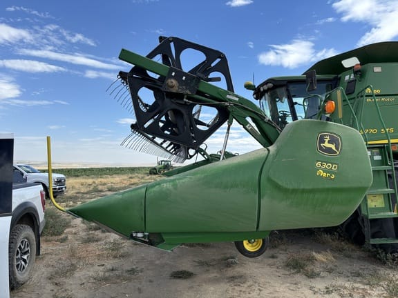 Main image John Deere 630D