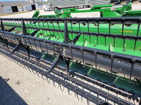 Image of John Deere 630F equipment image 1