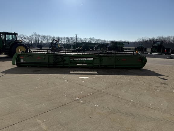 Image of John Deere 630F equipment image 3