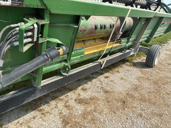 Image of John Deere 630F equipment image 2
