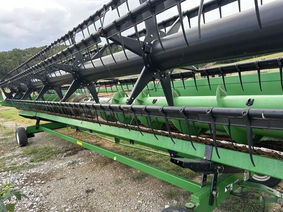 Image of John Deere 630F equipment image 4