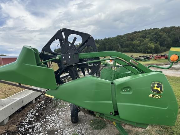 Image of John Deere 630F equipment image 3