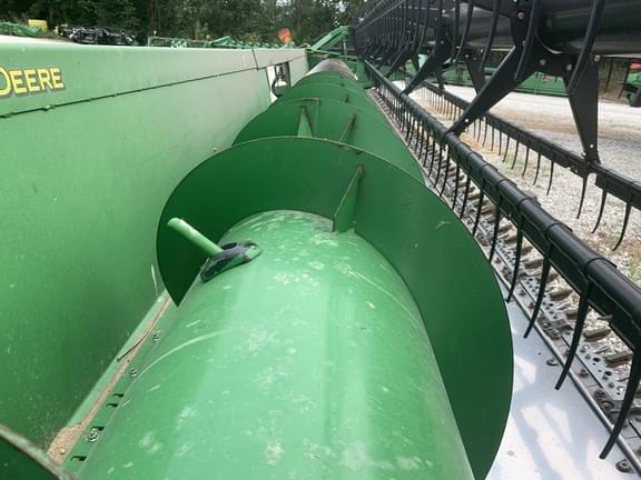 Image of John Deere 630F equipment image 3