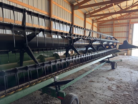 Image of John Deere 630F equipment image 1