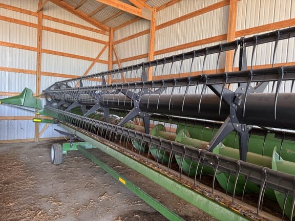 Image of John Deere 630F equipment image 3