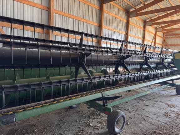 Image of John Deere 630F equipment image 2