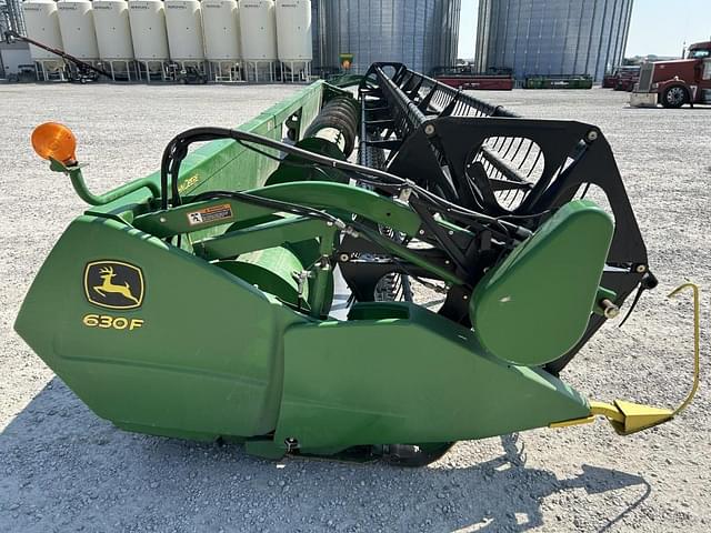 Image of John Deere 630F equipment image 3