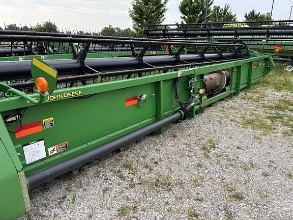 Image of John Deere 630F equipment image 4