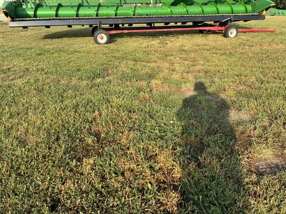 Image of John Deere 630F equipment image 4
