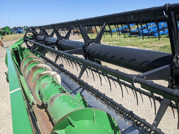 Main image John Deere 630F