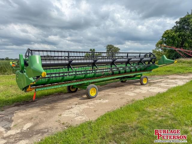 Image of John Deere 630F equipment image 3