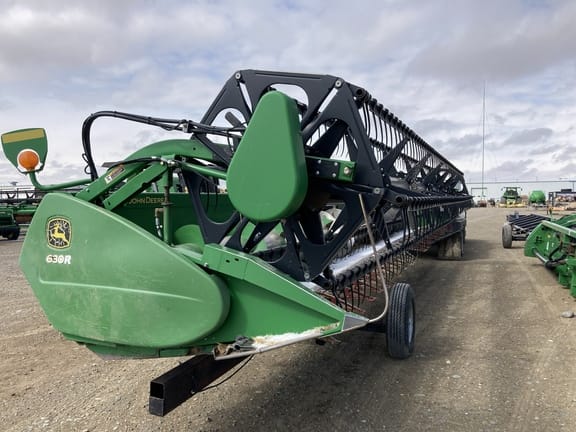 Main image John Deere 630R