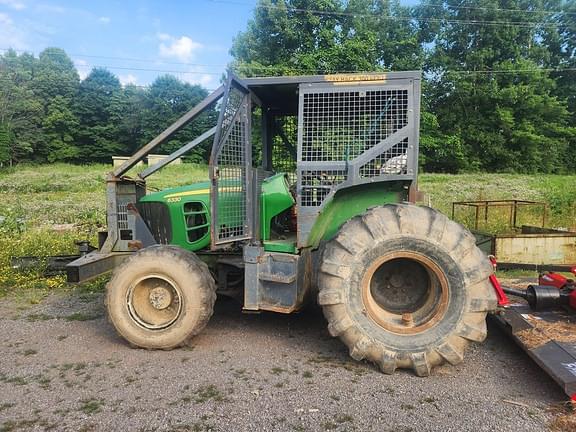 Image of John Deere 6330 equipment image 1