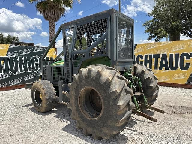 Image of John Deere 6330 equipment image 1