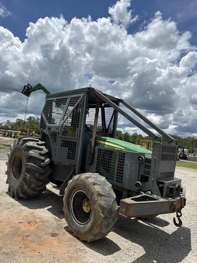 Image of John Deere 6330 equipment image 4