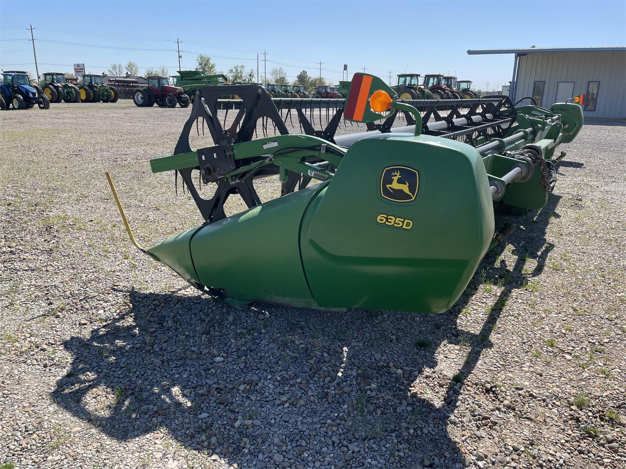 2010 John Deere 635D Equipment Image0