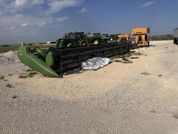 Image of John Deere 635D equipment image 3