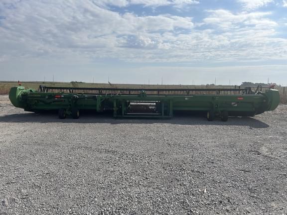 Image of John Deere 635D equipment image 3