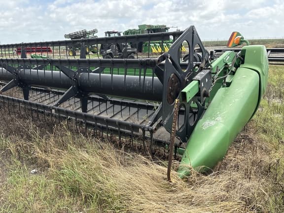 Image of John Deere 635D equipment image 4