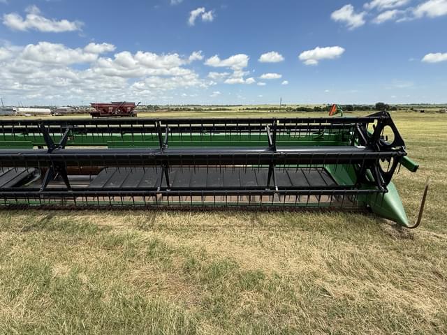Image of John Deere 635D equipment image 2