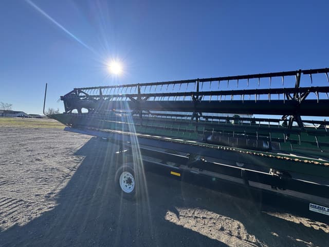 Image of John Deere 635D equipment image 4