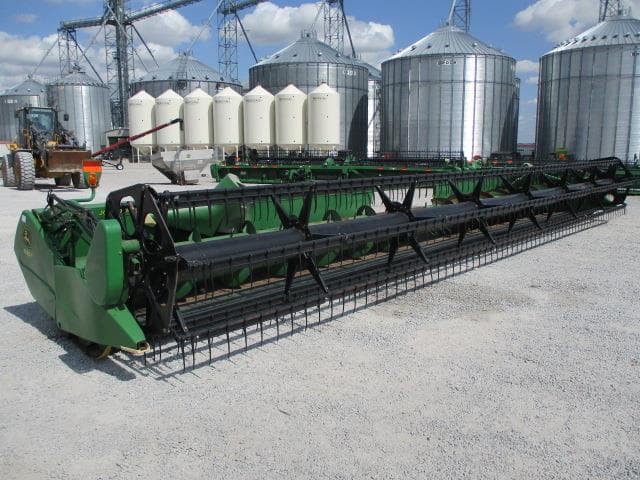 Image of John Deere 635F equipment image 1