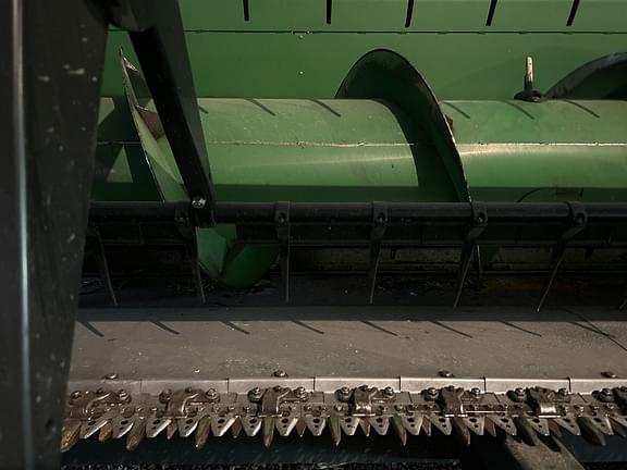 Image of John Deere 635F equipment image 4