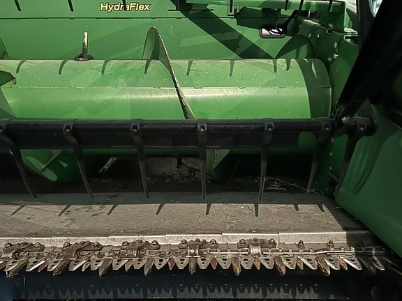 Image of John Deere 635F equipment image 2
