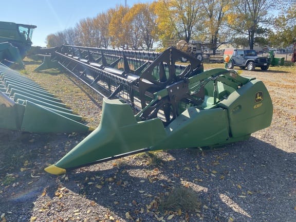 Main image John Deere 635F