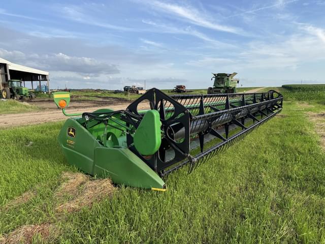 Image of John Deere 635F equipment image 1