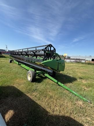 Image of John Deere 635F equipment image 3