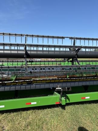 Image of John Deere 635F equipment image 2