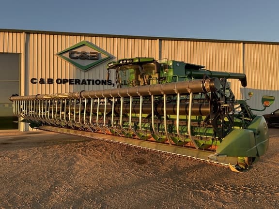 Image of John Deere 635F equipment image 1