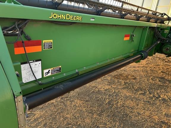 Image of John Deere 635F equipment image 3