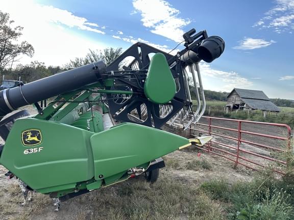 Image of John Deere 635F equipment image 2
