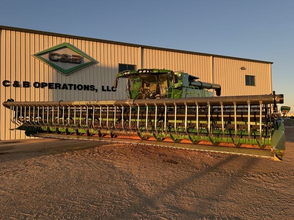 2010 John Deere 635F Equipment Image0