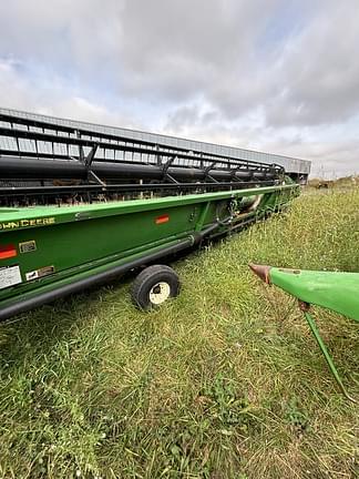 Image of John Deere 635F equipment image 3