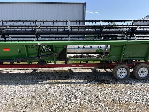 Image of John Deere 635F equipment image 4