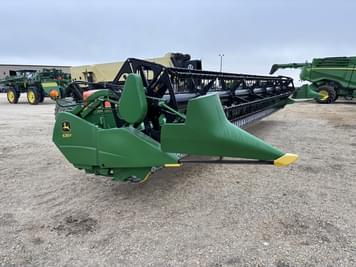 Main image John Deere 635F