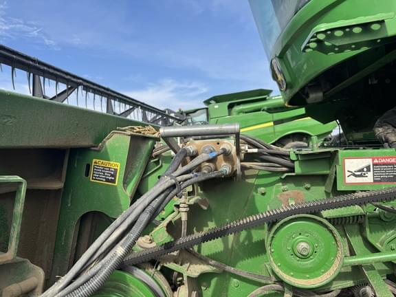 Image of John Deere 635F equipment image 4