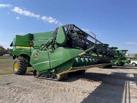 Image of John Deere 635F Primary image