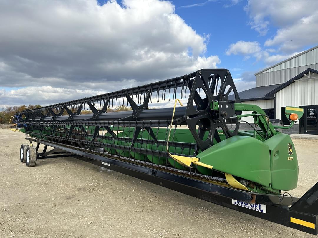 Image of John Deere 635F Primary image