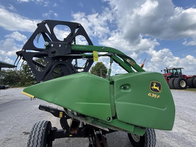 Image of John Deere 635F equipment image 2