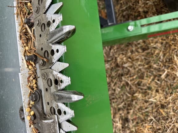 Image of John Deere 635F equipment image 2