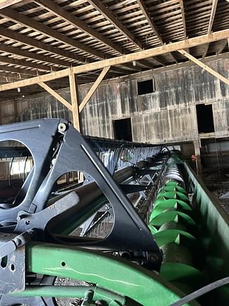 Image of John Deere 635F equipment image 4
