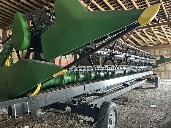 Image of John Deere 635F equipment image 3