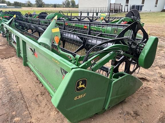 Image of John Deere 635F equipment image 4