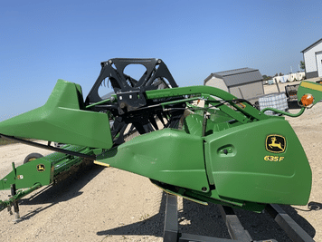 Main image John Deere 635F