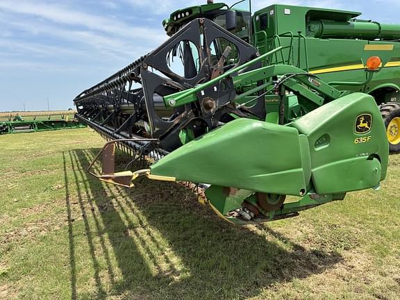 Image of John Deere 635F Primary image