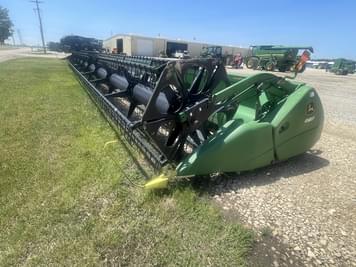 Main image John Deere 635F